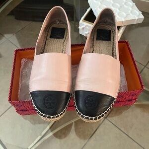 Woman’s Tory Burch shoes